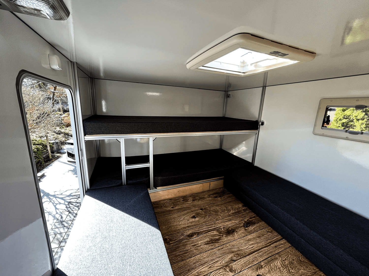 Micro-Camper Brutus Family