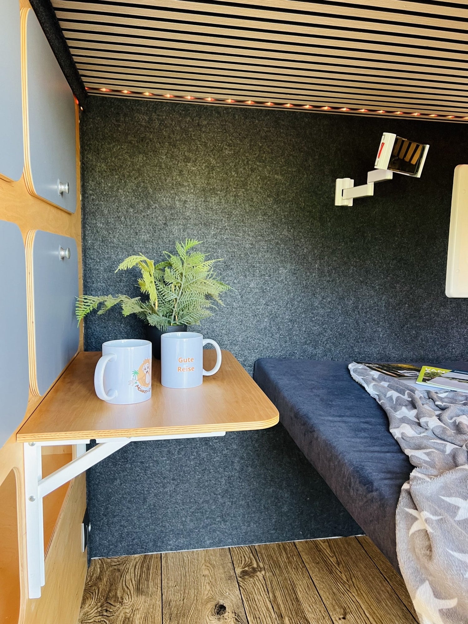 Micro-Camper Brutus 2.0 - "Style-Edition" by Monkey-Camper